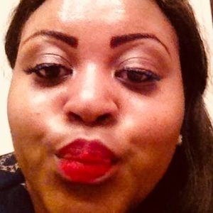 Meet your Posher, Shana